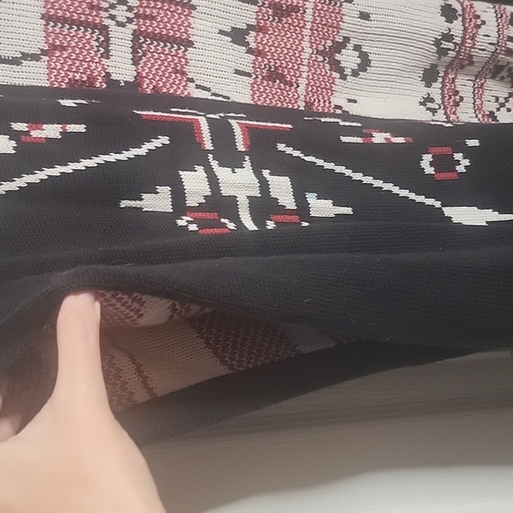 Wrangler Retro S/M Black, Red, White Patterned Sweater - Picture 5 of 6